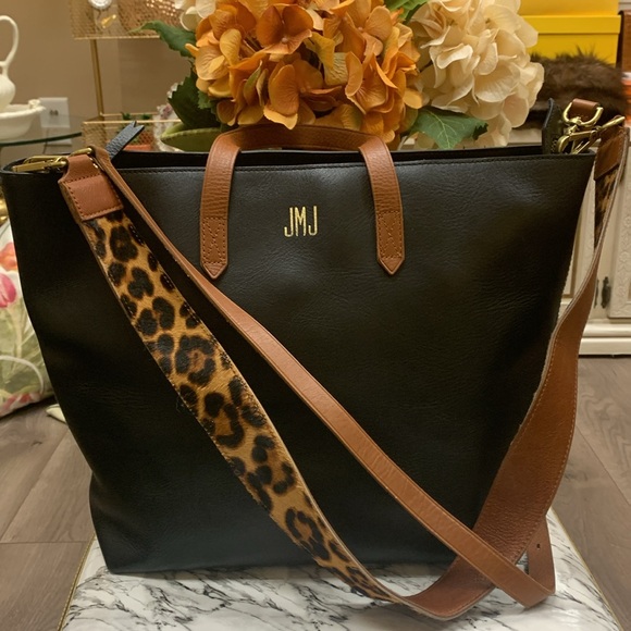 Madewell Handbags - Madewell The Zip-Top Transport Carryall Bag